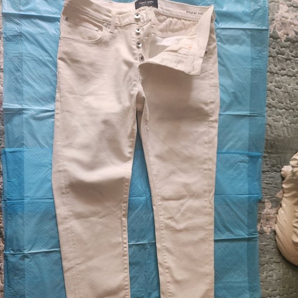 PURPLE BRAND men's Jeans made in ITALY White size 34 length 44" New never worn.